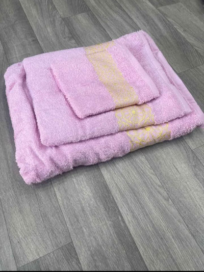 Ensemble de trois serviettes de bain